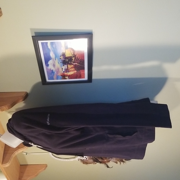 Womens Columbia Hooded Sweatshirt - Picture 4 of 6